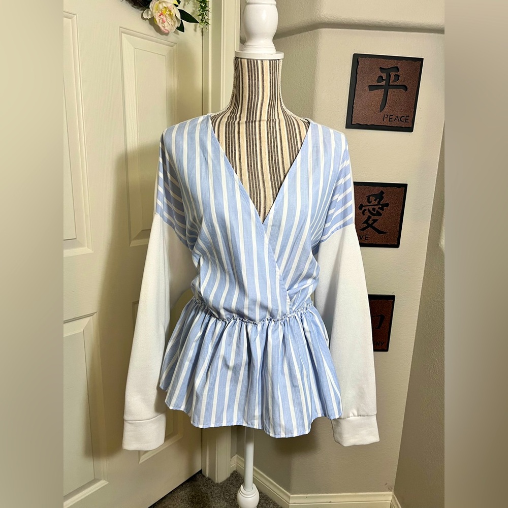 FASHION NOVA NWT sky blue longsleeve vneck peplum style striped blouse plus 2x